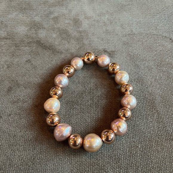 Bronzo Italia magnetic clasp rose gold plated bead/fresh water pearl bracelet - Picture 2 of 9